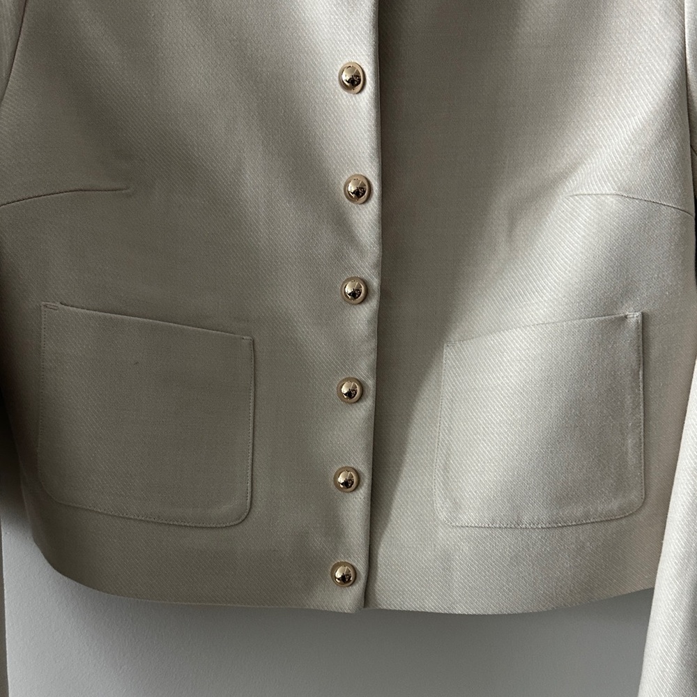 H&M Cream Women's Blazer with Gold Buttons - Picture 3 of 6